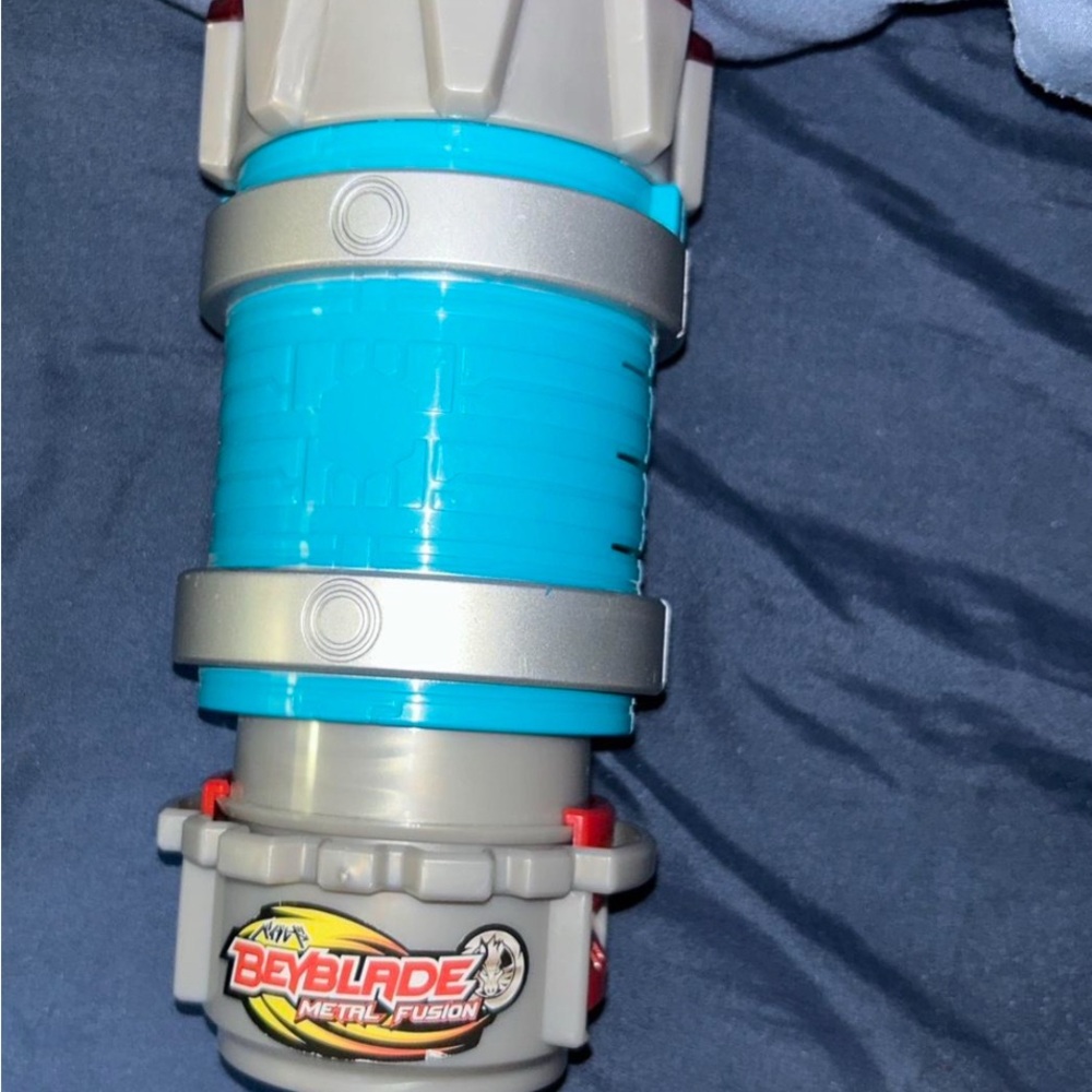 Hasbro Beyblade Metal Fusion Launcher - Blue and Gray